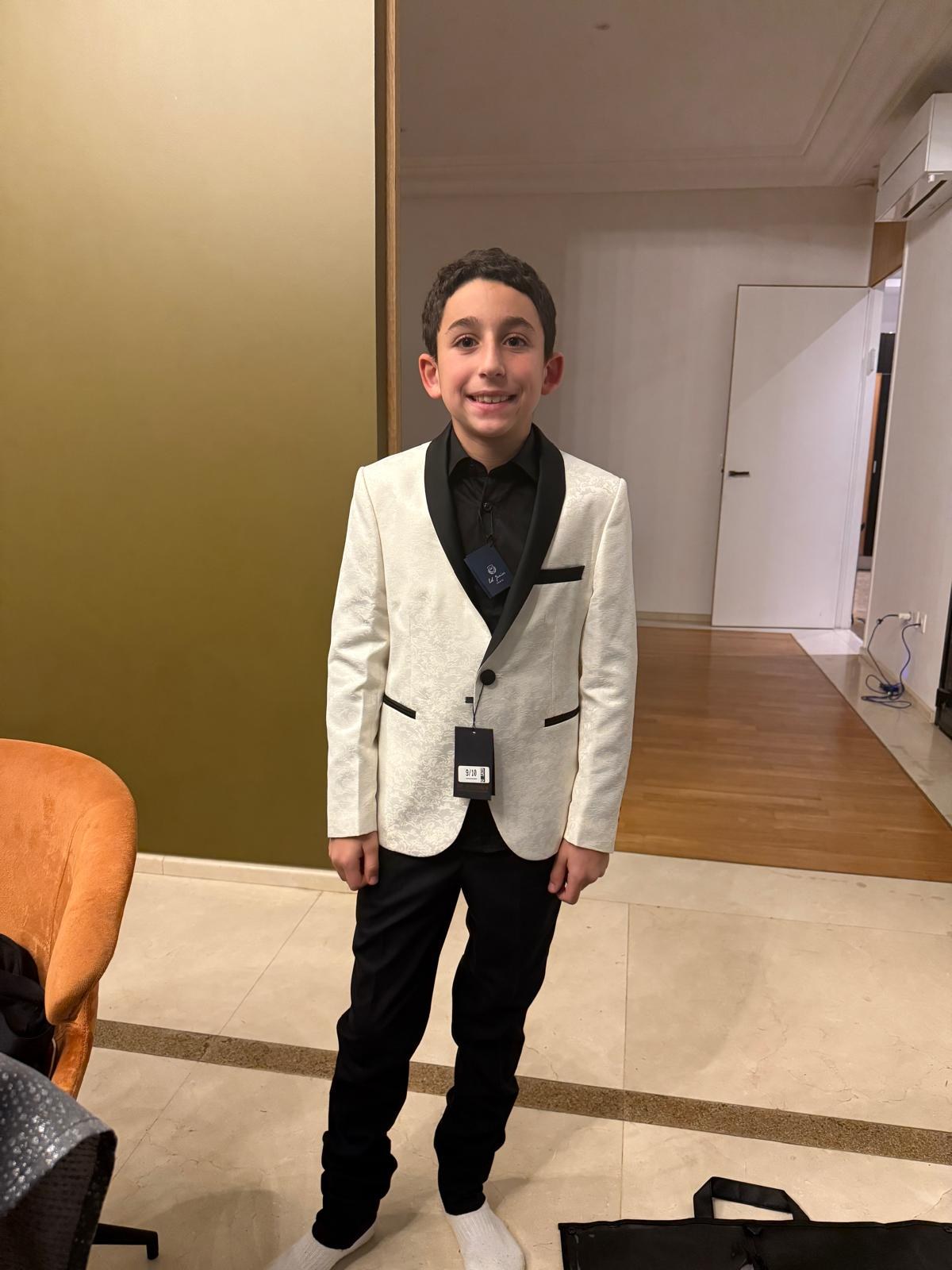 Nathane en costume